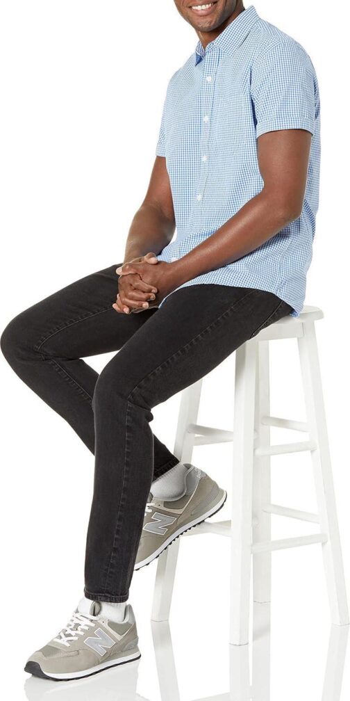 Amazon Essentials Men's Regular-Fit Short-Sleeve Poplin Shirt - Image 4