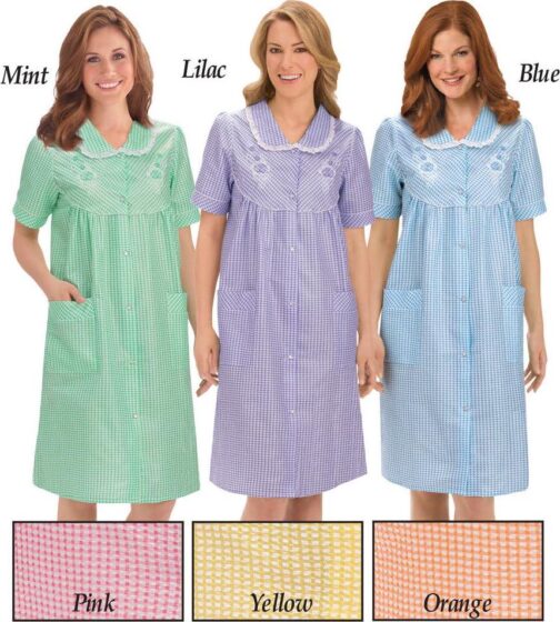 Collections Etc Gingham Robe with Floral Accents, Snap-Front Closure and Lace Trim - Image 4