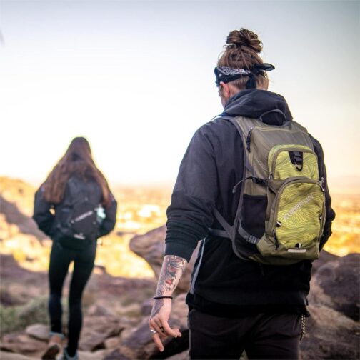 EVERFUN Hydration Backpack 18L with Water Bladder 2L/3L Hiking Water Backpack Women Men Lightweight Insulation Hydration Day Rucksack for Hiking, Cycling, Running, Festival, Camping - Image 9