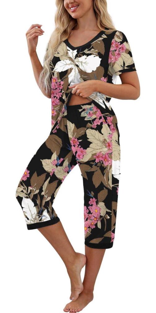PrinStory Women's Pajama Set Short Sleeve Shirt and Capri Pants Sleepwear Pjs Sets with Pockets - Image 3